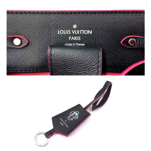 Louis Vuitton Lock Me Bucket Shoulder Bag Leather Noir - Picture 8 of 8